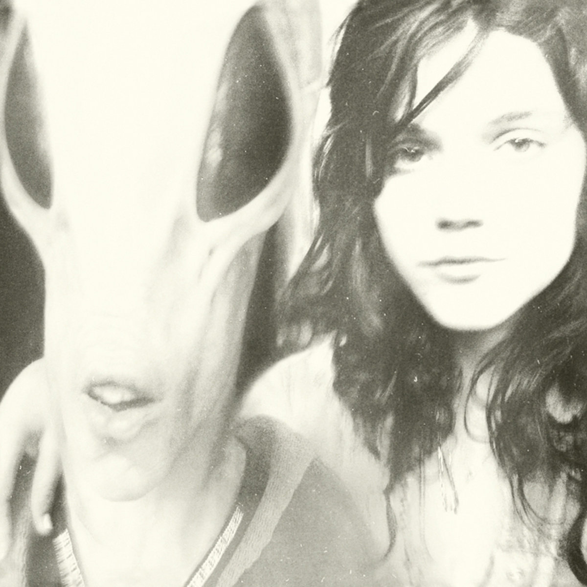 SoKo - I Thought I Was An Alien